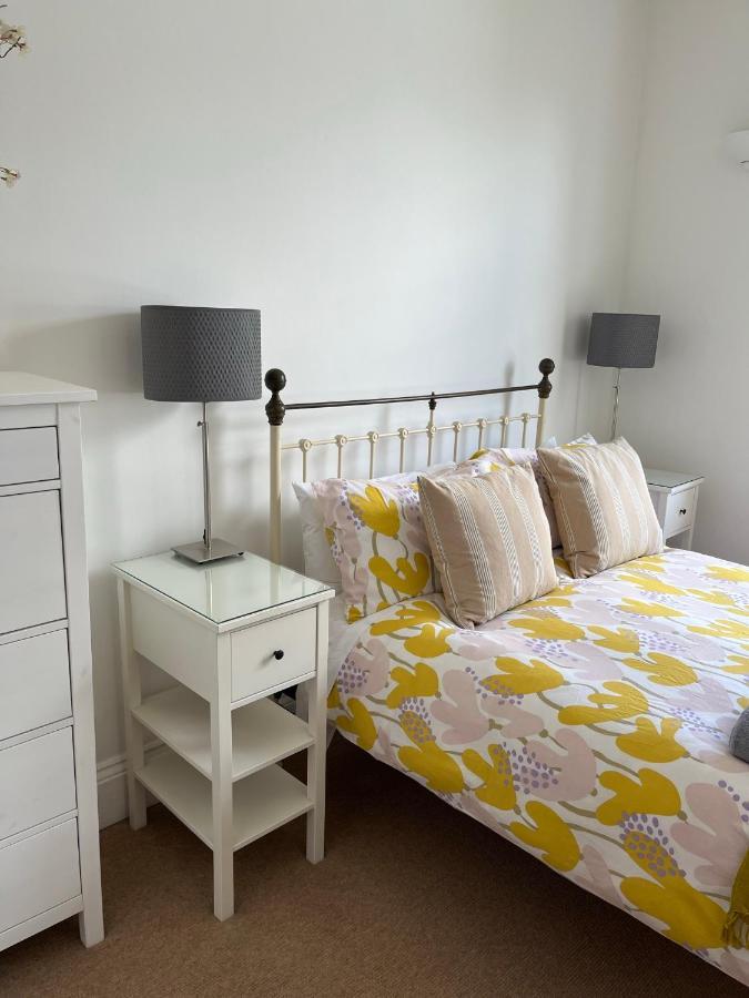 Tree Tops Apartment In Tunbridge Wells Extérieur photo