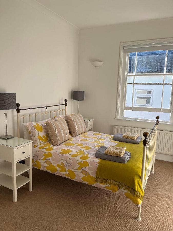 Tree Tops Apartment In Tunbridge Wells Extérieur photo